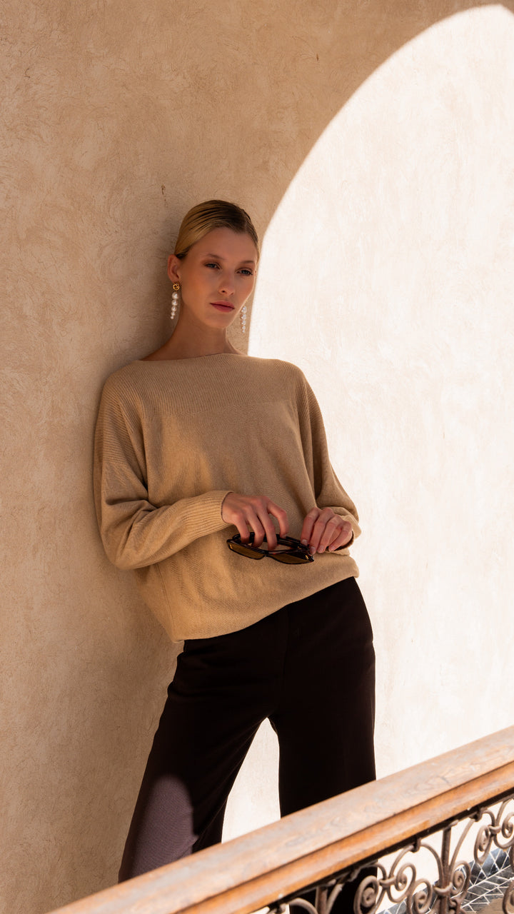 Dames pull in cashmere sand met boothals | Louise