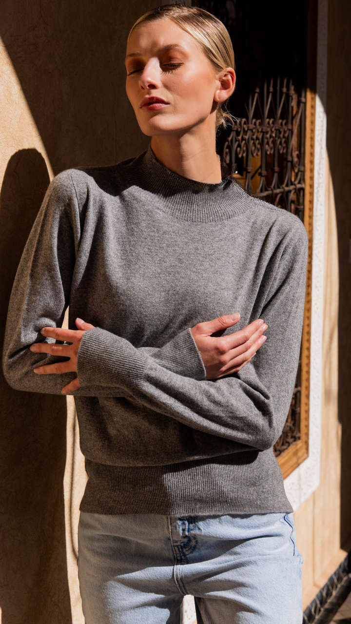 Sandrine Pullover with stand-up collar grey