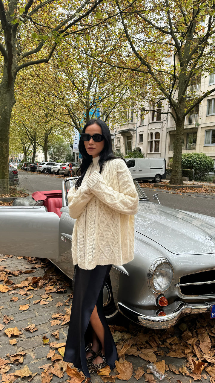Alix cable knit vest cashmere milk