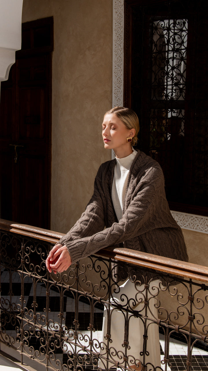 Alix cable knit vest cashmere taupe
