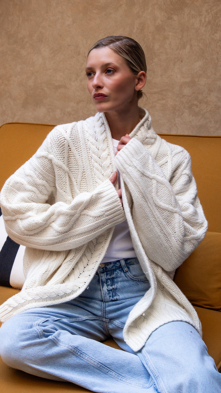 Alix cable knit vest cashmere milk